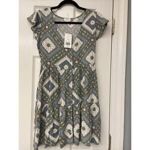 NWT True Craft Country Quilt Print Pattern. Flutter Sleeve. Size S. Ruffle Tier